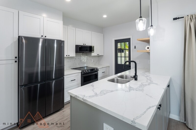 91-6590-6590 Kapolei Pkwy in Ewa Beach, HI - Building Photo