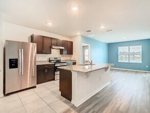 3348 Perennial Ln in Kissimmee, FL - Building Photo - Building Photo