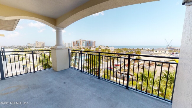 525 3rd St S in Jacksonville Beach, FL - Building Photo - Building Photo