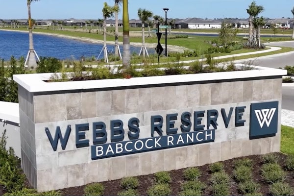 15375 Grn Acrs Ave in Punta Gorda, FL - Foto de edificio