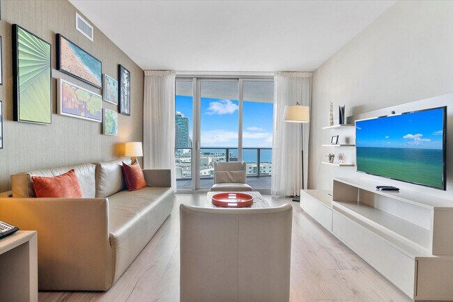 4111 S Ocean Dr in Hollywood, FL - Foto de edificio - Building Photo