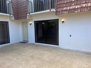 3033 SW Sunset Trace Cir in Palm City, FL - Foto de edificio - Building Photo