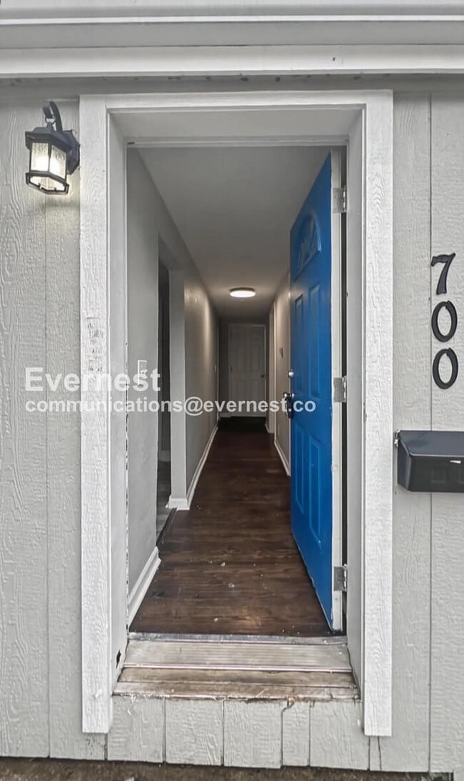 700 S Savage St in Independence, MO - Building Photo - Building Photo