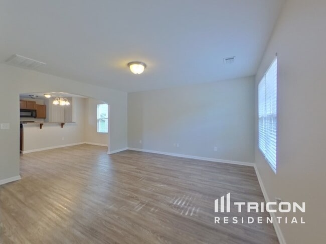 4717 Brewer Dr in Charlotte, NC - Building Photo - Building Photo