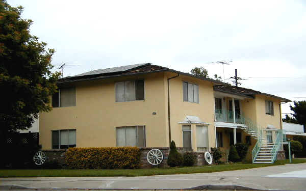 883 Blair in Sunnyvale, CA - Foto de edificio - Building Photo