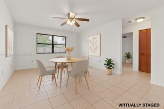 11909 SW 48th Ct in Cooper City, FL - Building Photo - Building Photo