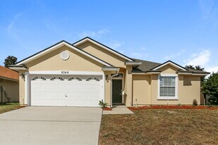 8349 Swanton Ln in Jacksonville, FL - Building Photo