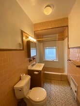 1821 Beacon St, Unit 1 in Brookline, MA - Building Photo - Building Photo