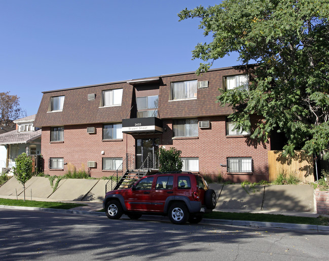 Bryant Apartments in Denver, CO - Building Photo - Building Photo