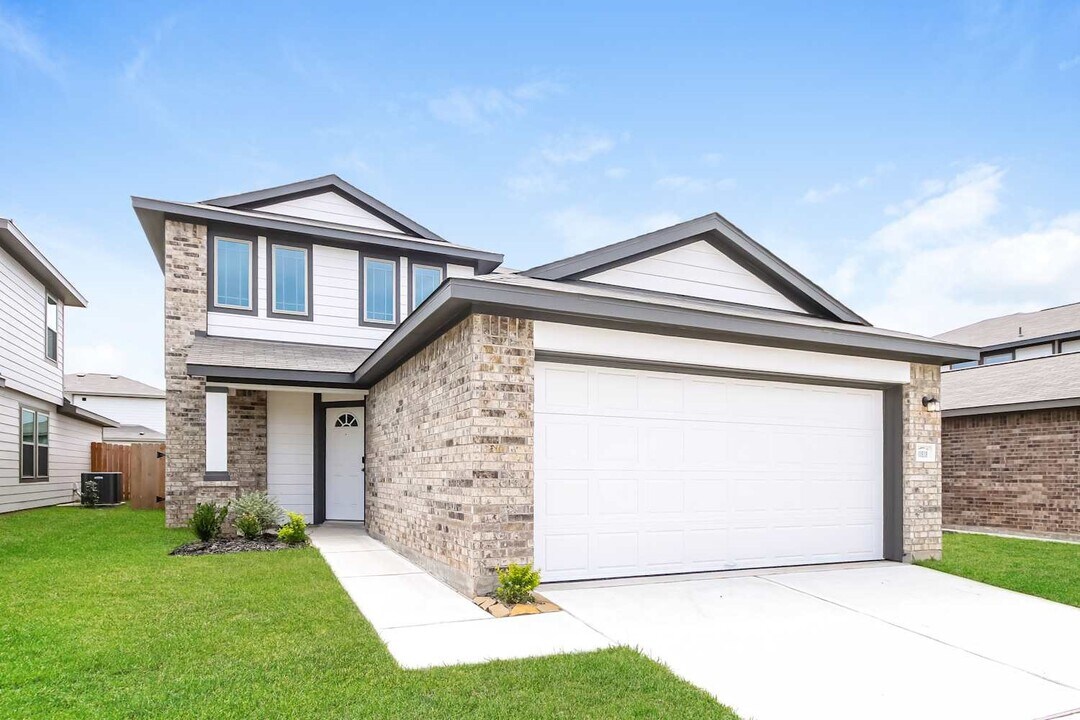 10838 Cloudless Ct in Conroe, TX - Building Photo