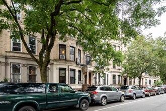 466 15th St in Brooklyn, NY - Foto de edificio - Building Photo