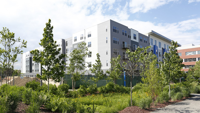 Bakery Living Blue in Pittsburgh, PA - Foto de edificio - Building Photo