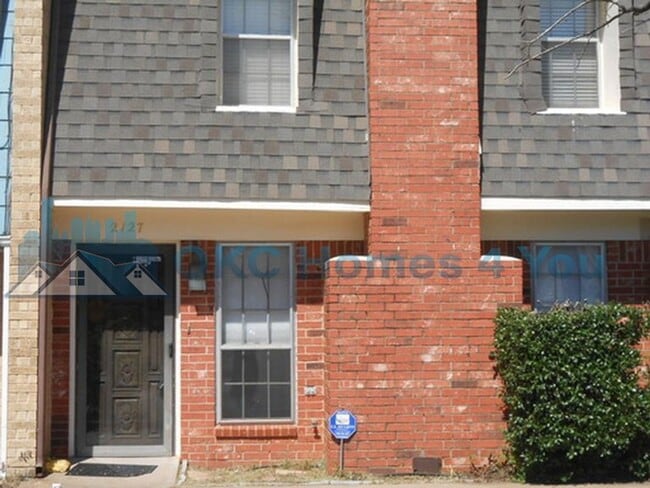 property at 2127 NW 117th St