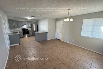 5552 W Carol Ave in Glendale, AZ - Foto de edificio - Building Photo