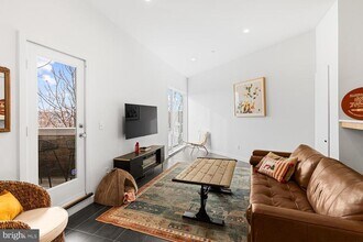 237 Krams Ave in Philadelphia, PA - Building Photo - Building Photo