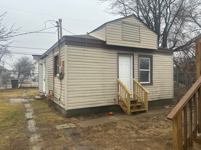 property at 4722 Pine Ave