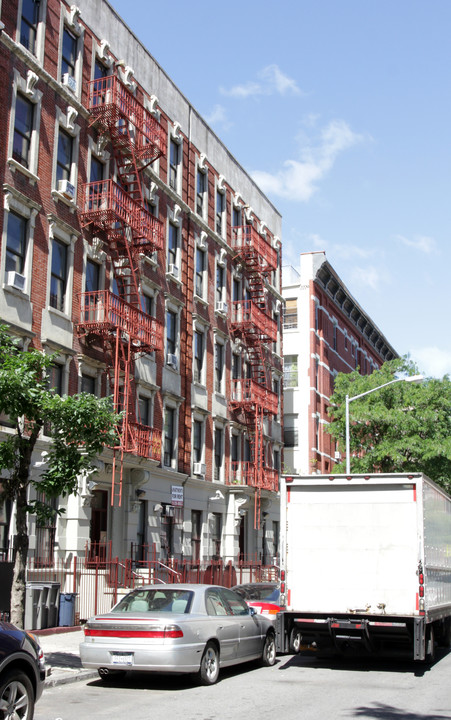 292-294 W 147th St in New York, NY - Building Photo