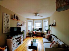 324 Chestnut Hill Ave, Unit 12A in Boston, MA - Foto de edificio - Building Photo