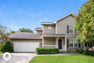 809 E 15th St in Kearney, MO - Building Photo