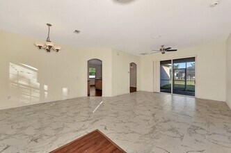 2280 De Vore St in North Port, FL - Building Photo - Building Photo