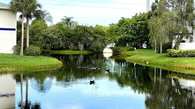 1532 SE Royal Green Cir in Port St. Lucie, FL - Building Photo - Building Photo