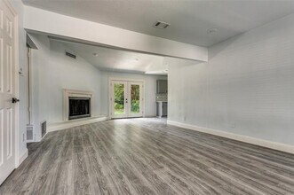 1602 Pilot Way in Garland, TX - Building Photo - Building Photo