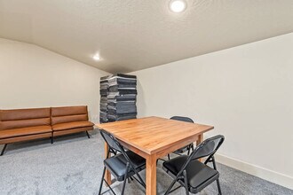 303 CM Rdg Ln, Unit ID1460952P in Caldwell, ID - Foto de edificio - Building Photo