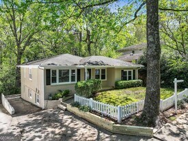 2585 Acorn Ave NE in Atlanta, GA - Building Photo