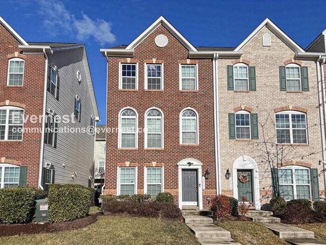 property at 10612 Presidential Pkwy