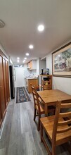 1911 River Dr in New Westminster, BC - Building Photo - Building Photo
