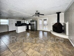 302 N Wortman Ave in Claremore, OK - Building Photo - Building Photo