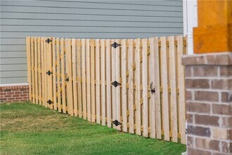 6417 S 62nd St in Rogers, AR - Building Photo - Building Photo