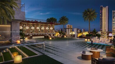 20 NE 11th St in Miami, FL - Foto de edificio - Building Photo