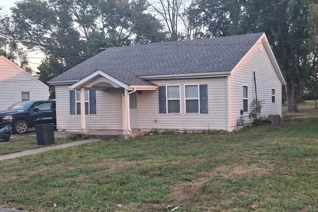 4604 Franklin Rd in Mexico, MO - Building Photo - Building Photo