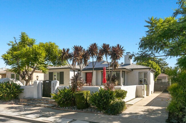 4677 Winona Ave in San Diego, CA - Building Photo - Building Photo