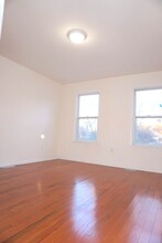 582 East St in New Haven, CT - Foto de edificio - Building Photo