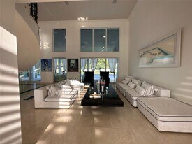 15 SW 124th Ave in Miami, FL - Building Photo