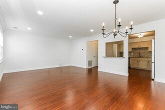 2 Salisbury Ct in Bordentown, NJ - Building Photo - Building Photo