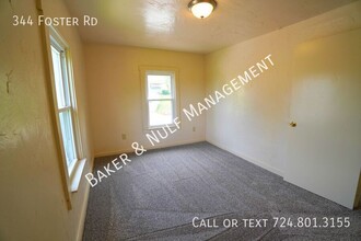 344 Foster Rd in North Versailles, PA - Building Photo - Building Photo
