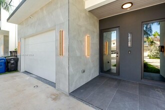 1616 NE 5th Ct in Fort Lauderdale, FL - Building Photo - Building Photo