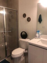 10242 NW 72nd St in Doral, FL - Building Photo - Building Photo