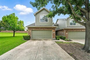 3100 Tarrant Ln in Plano, TX - Building Photo