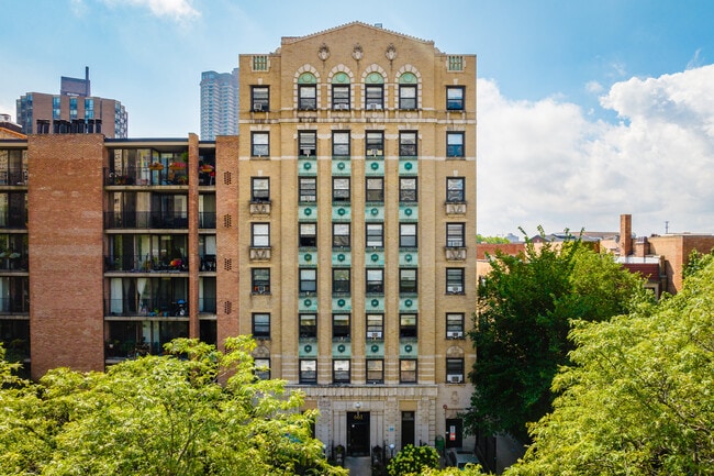 The Annabelle Apartments in Chicago, IL - Building Photo - Building Photo