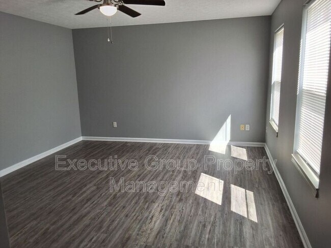 1113 Crowne Pointe Dr in Elizabethtown, KY - Building Photo - Building Photo