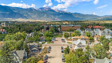 311 E San Rafael St in Colorado Springs, CO - Foto de edificio - Building Photo
