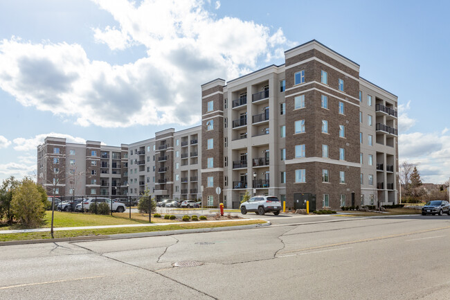 6Ten Apartments in Milton, ON - Building Photo - Building Photo