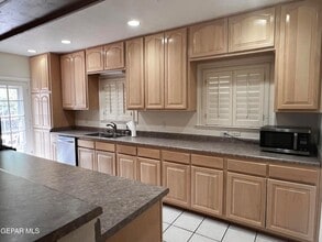 618 Mississippi Ave in El Paso, TX - Foto de edificio - Building Photo