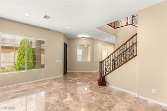 17 Morninglow Pass in Henderson, NV - Building Photo - Building Photo