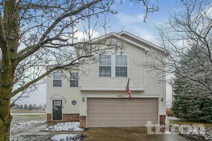 9340 W Dockside Cir in Pendleton, IN - Building Photo