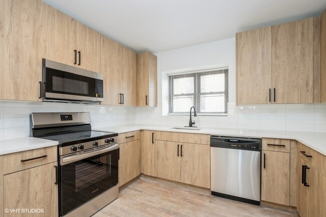 6253 N Talman Ave in Chicago, IL - Building Photo - Building Photo